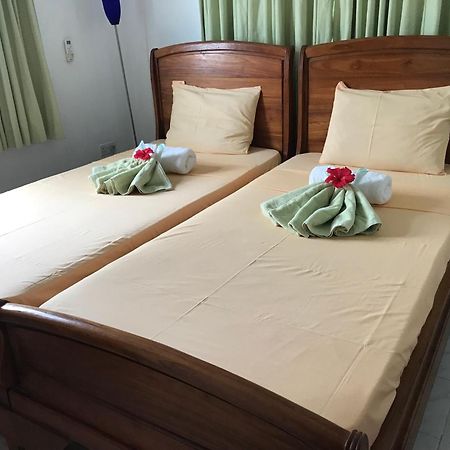 Royale Self Catering Apartments Анс-Руаяль Экстерьер фото