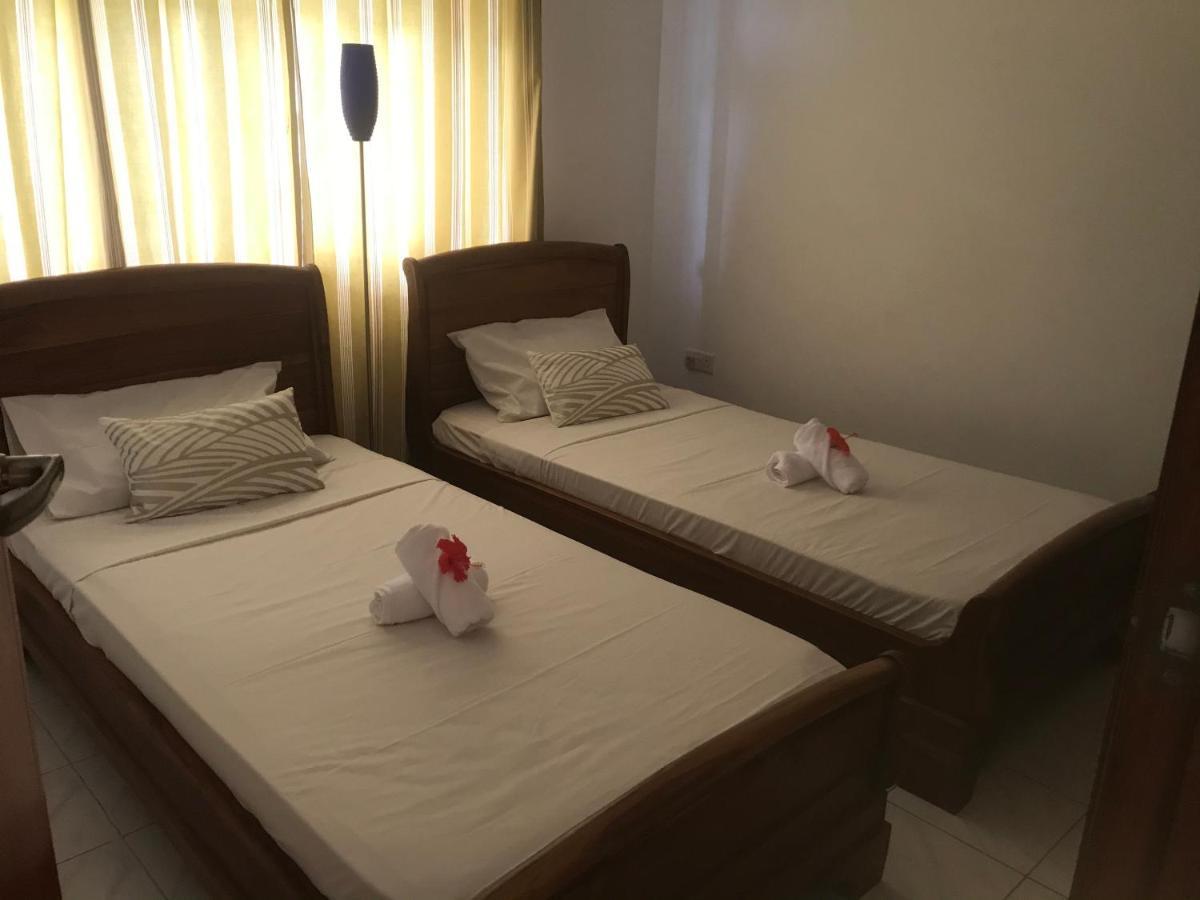 Royale Self Catering Apartments Анс-Руаяль Экстерьер фото
