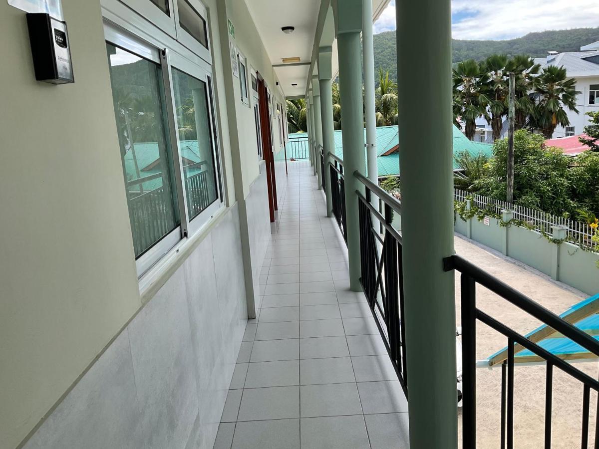 Royale Self Catering Apartments Анс-Руаяль Экстерьер фото