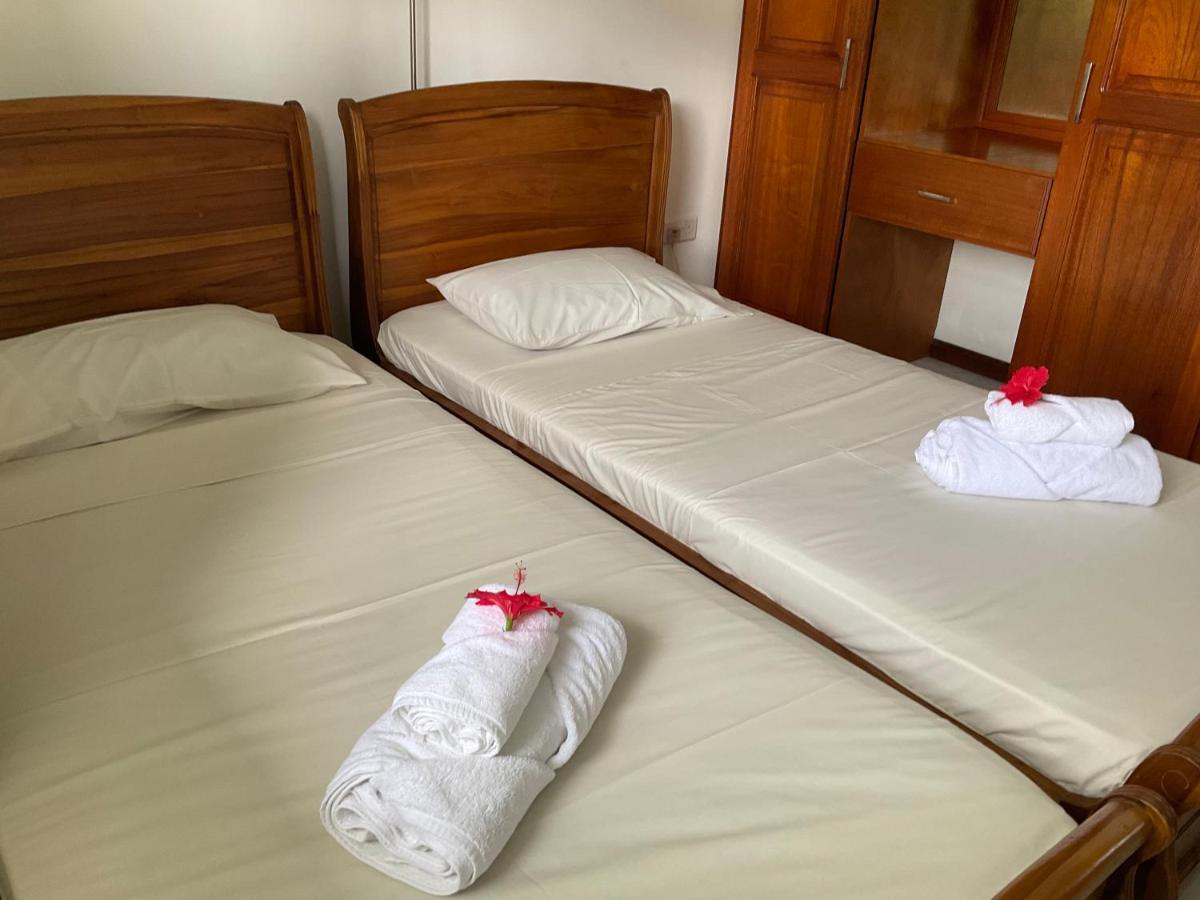 Royale Self Catering Apartments Анс-Руаяль Экстерьер фото