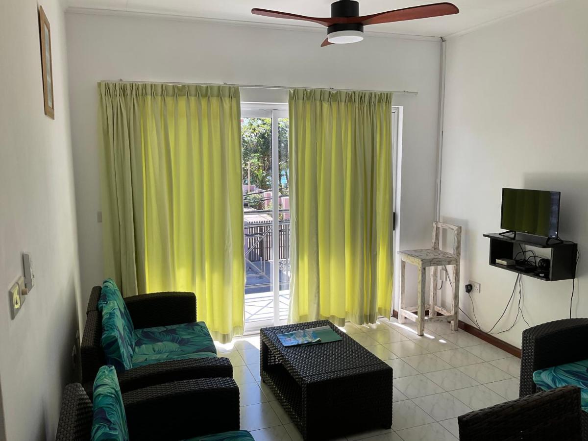 Royale Self Catering Apartments Анс-Руаяль Экстерьер фото